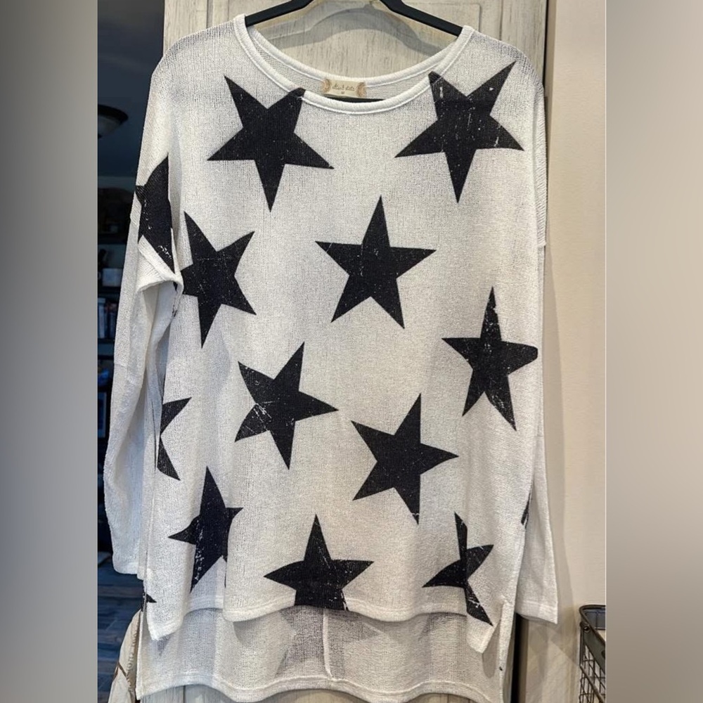 Altard State Star Top
Size Medium